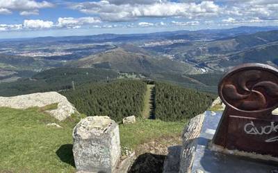 Kantsatzeke mendi taldeak Enkarterrietara egingo du apirileko irteera