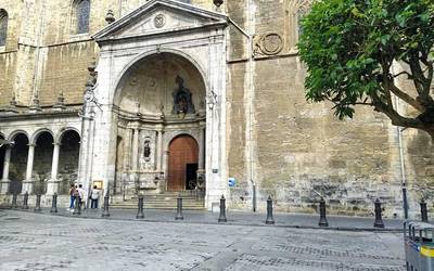 Felix Azurmendiren apaizgoaren urrezko ezteiak ospatzeko bazkaria antolatu dute apirilaren 26rako