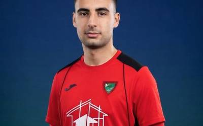 AKEk Ibai Aguero fitxatu du denboraldia bukatu arte