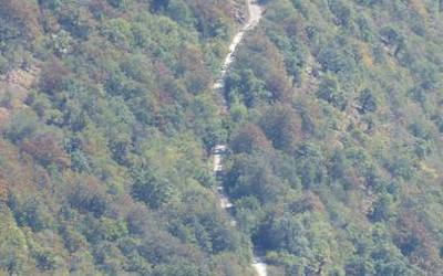 Herri larreen irekiera, gertuago