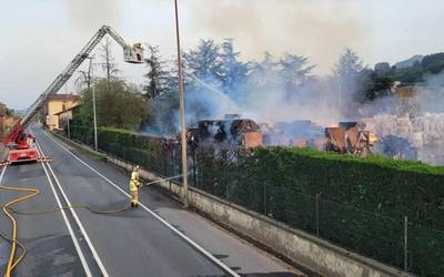 Gizon bat atxilotu dute Iurretako paper fabrikan suteak eragindako kalteak egotzita