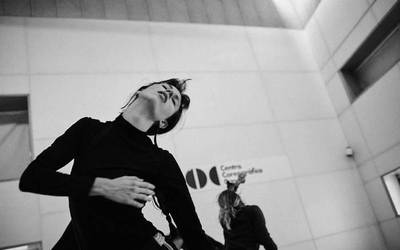 Led Silhouette dantza konpainiaren ‘Ultimatum’ lanaren estreinaldia eginen dute apirilaren 12an Lesakan