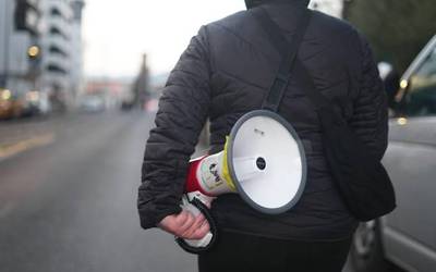 EH Bilduko zinegotzi baten dimisioa eskatu du Omniak, greba orokorreko piketeetan “modu oso aktiboan” parte hartzeagatik