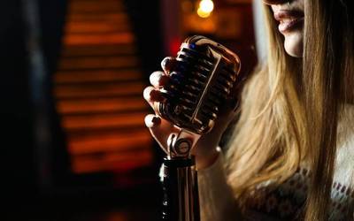 Bizkargi eskolak Kantulab kantuko klase kolektiboen proposamen berria abiatu du