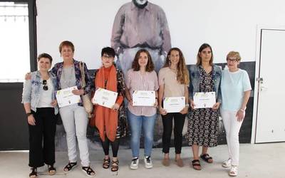 Eman daiteke izena 'Bi minutu' literatur lehiaketarako