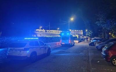Ertzaintza ikertzen ari da nork gelditu zuen trena Arrankudiaga-Zolloko geltokian larunbat gauean
