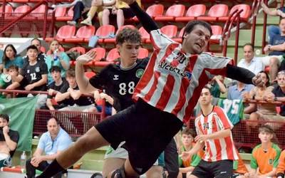 Alcorta eta Malape eskubaloi taldeek mailaz igotzeko kanporaketak jokatuko dituzte asteburuan