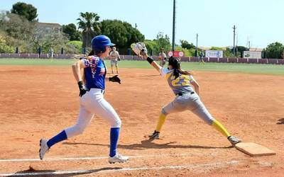 Bi garaipen eskuratu ditu OBBk asteburuan Bartzelonan