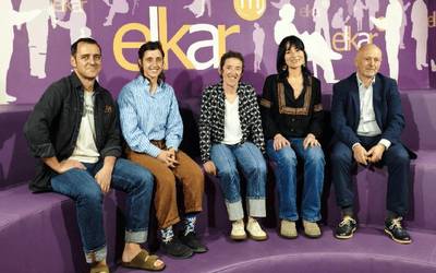 Xabier Etxeberriak jaso du Elkar Fundazioak banatutako aurtengo Joseba Jaka Beka