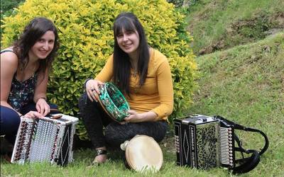 Elizagoien ahizpak eta Imanol Iribarren igoko dira bihar Aristerrazuko oholtzara