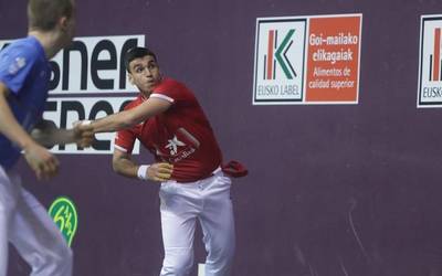 Uarkapeko pilota partiduak, argazkitan