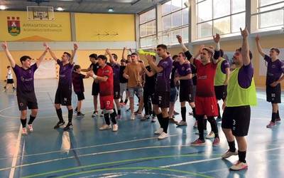 Mondratek hatz puntekin ukitu du igoera