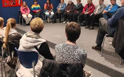 Albura egitasmoa, Jon Arretxe Arbizun eta Altsasun, Liburuaren eguna, hitzordu itsua liburu batekin, ZETAKen agerraldia eta Irurtzungo liburutegia