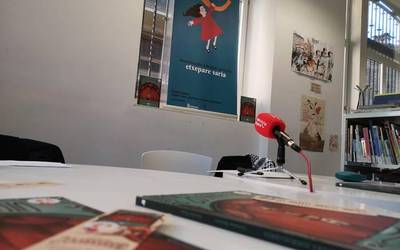 Album ilustratuen sariketa martxan