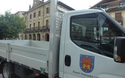 Aldi baterako peoiak behar dituzte Etxarri Aranatzen