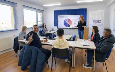 EGAZ Txorierrik “oso positibotzat” jo du urte hasierako tailer praktikoen programa