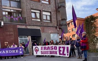 Iruñeko erailketa matxista salatzeko mobilizazioak deitu dituzte gaurko