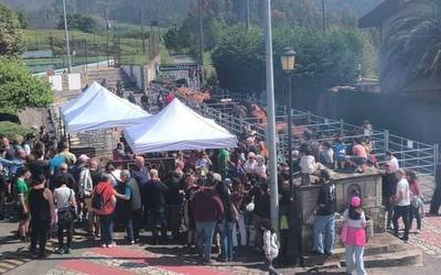 [ARGAZKI GALERIA]: Jai giroa izan da nagusi asteburuan Zornotzako Boroa auzoan