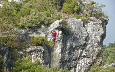 San Martin de Valparaison eskalatzea debekatu du Gaubeako Udalak