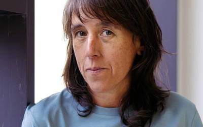 Papera ukitzeak sortzen duen magia