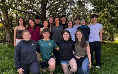 Eskualdeko ikasleek antzezlan bihurtu dituzte gerrako umeen testigantzak