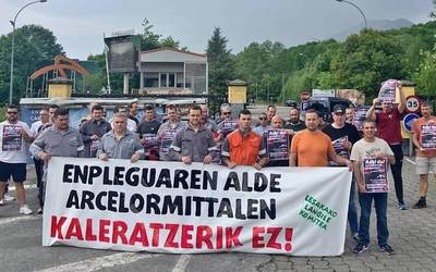 Lesakako Arcelor Mittalek kaleratutako langilea gogoan, elkarretaratzea eta lanuztea eginen dituzte asteazkenean berriz