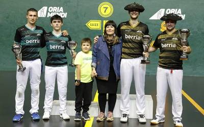 Ezkurra II.a doneztebarrak eta Goikoetxea VI.ak irabazi dute Berria Txapelketa