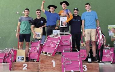 Eneko Gurrutxaga nagusitu da Igantziko VII. Mendi Duatloian