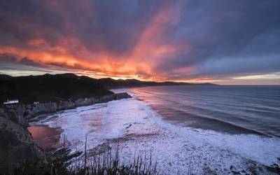 Zumaiak sendatzen nau