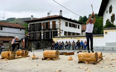 Ittur-ondo elkartearen egun ederra ospatu dute Beintza-Labaienen