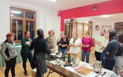 Sukaldaritza osasungarriari buruzko tailerra eginen dute maiatzaren 4an Arantzan