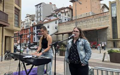 Raixta egunean parte hartzeko izen ematea zabaldu du Emakumeon Etxeak