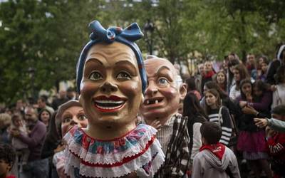 Hiru eguneko jaiarekin ospatuko du Bihotza Konpartsak bere 25. urteurrena