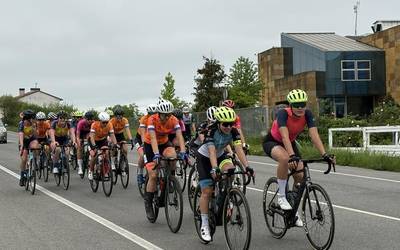 Arbizuk nesken lasterketa mustu zuen