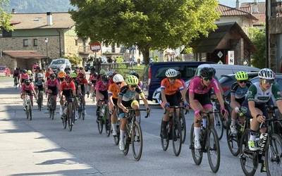 Txirrindularitza, areto futbola, pilota eta futbola