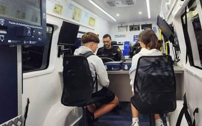 Nortasun agiria zein pasaportea berritzeko ia txanda guztiak hartuta