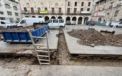 Astelehenean hasiko dituzte San Martin plaza berrurbanizatzeko lanak