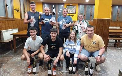 Sunbillako Ulibeltzak eta Igantziko Biltoki elkarteen mus txapelketa azkenera ailegatuko da maiatzaren 2an