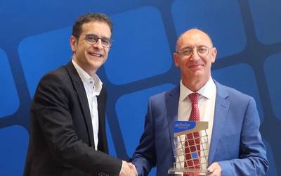 Jesus Latak irabazi du 2026ko asmatzaile onenaren Galbahe Saria