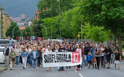 Aldundiak itsasadarreko tunelaren lehen obrak esleitu dituela eta, mobilizazio gehiago iragarri ditu Subflubiala Ez plataformak