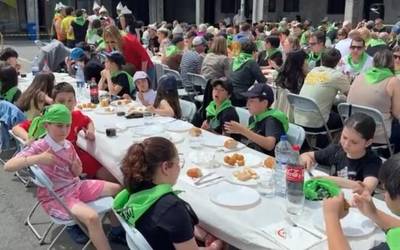 Albistegia: 2026-04-30