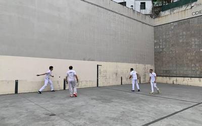 Txapelketa herrikoiko bigarren jardunaldia jokatuko dute gaur