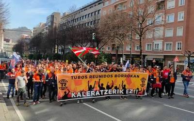 Tubos Reunidoseko sindikatuek ukatu dute hurrengo astean grebari buruzko bozketa deitu denik