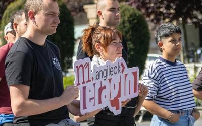 Askotariko aldarriak, Maiatzaren Lehenean