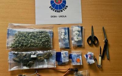 Droga trafikoagatik atxilotu dute gizon bat Aretxabaletan