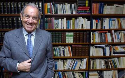 Carlos Garaikoetxea hil da