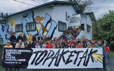 Gaztetxe eta Gazte Asanbladen topaketaren aurkezpena, barikuan, Hori Bain