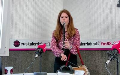 Ainhoa Gonzalez: “Txistua musika eskolatik kalera atera behar dugu”