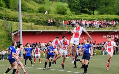 Liga sakelan, eskubaloi kopako finalaren bila lehiatuko dira Errekako gizonezkoak eta emakumeak asteburuan