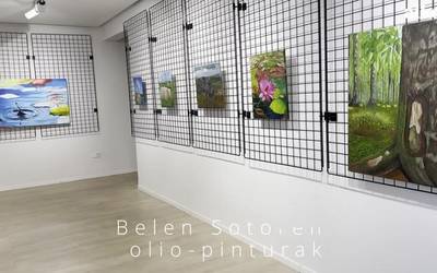 Belen Soto sondikoztarraren ‘Flor de Loto’ pintura erakusketa, liburutegian ikusgai